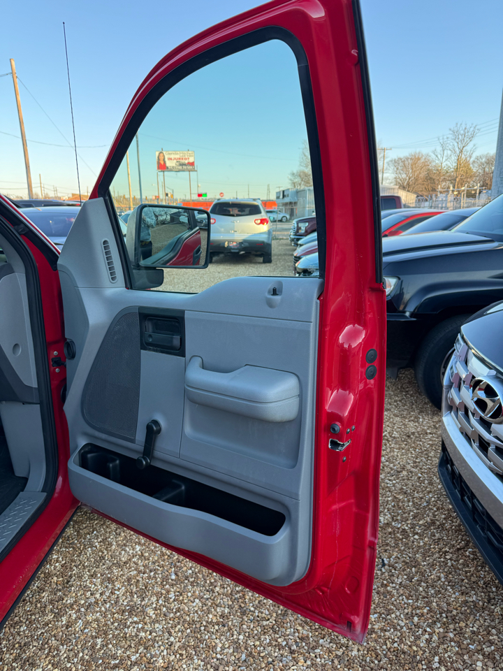 Ford F-150 STX 2WD 2006