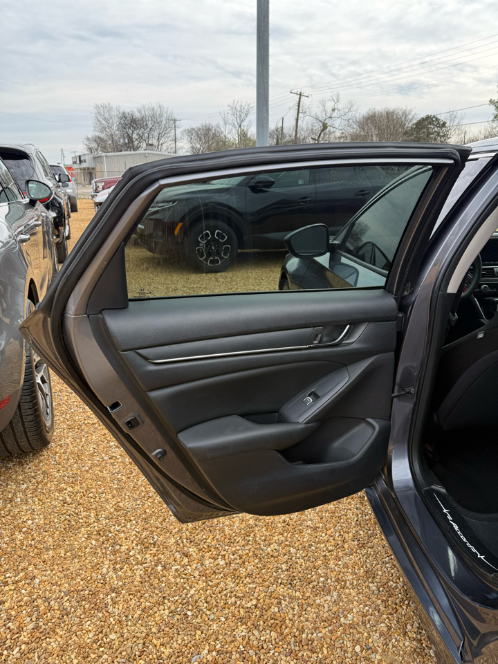 Honda Accord LX CVT 2020