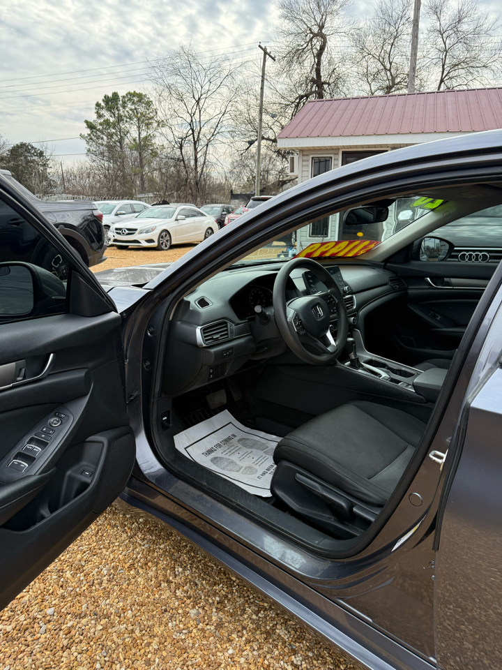 Honda Accord LX CVT 2020