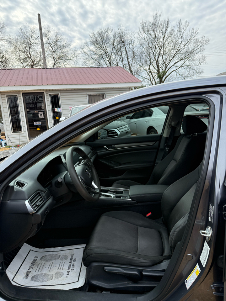 Honda Accord LX CVT 2020