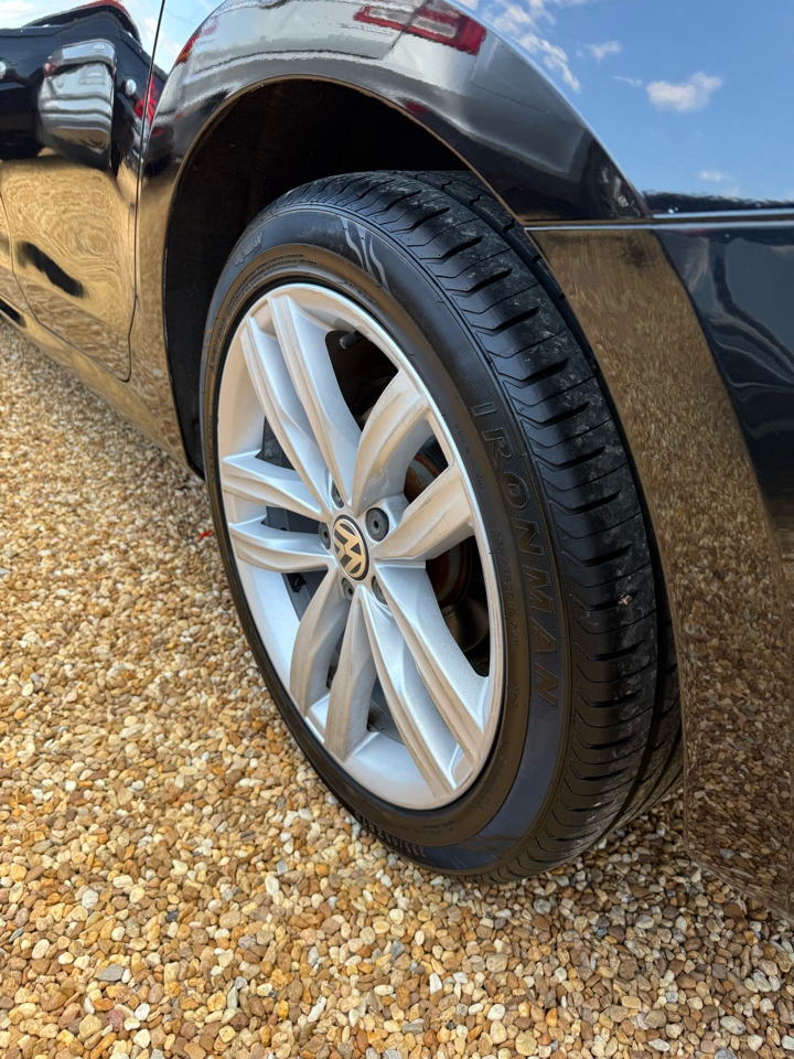 Volkswagen Passat SE 2018