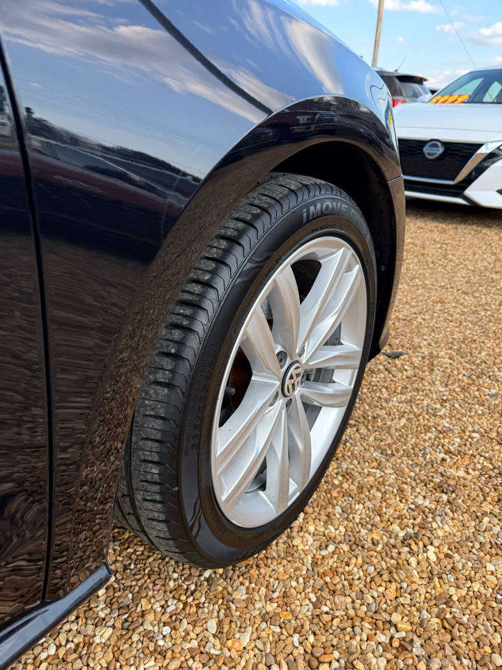 Volkswagen Passat SE 2018