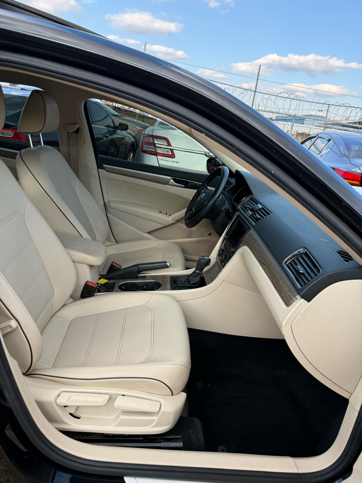 Volkswagen Passat SE 2018