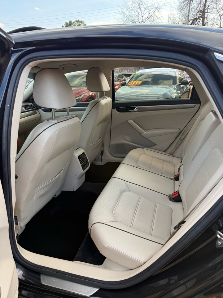 Volkswagen Passat SE 2018