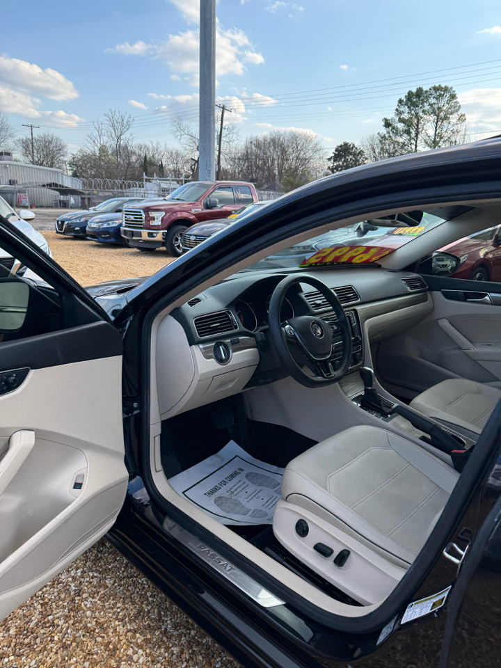 Volkswagen Passat SE 2018