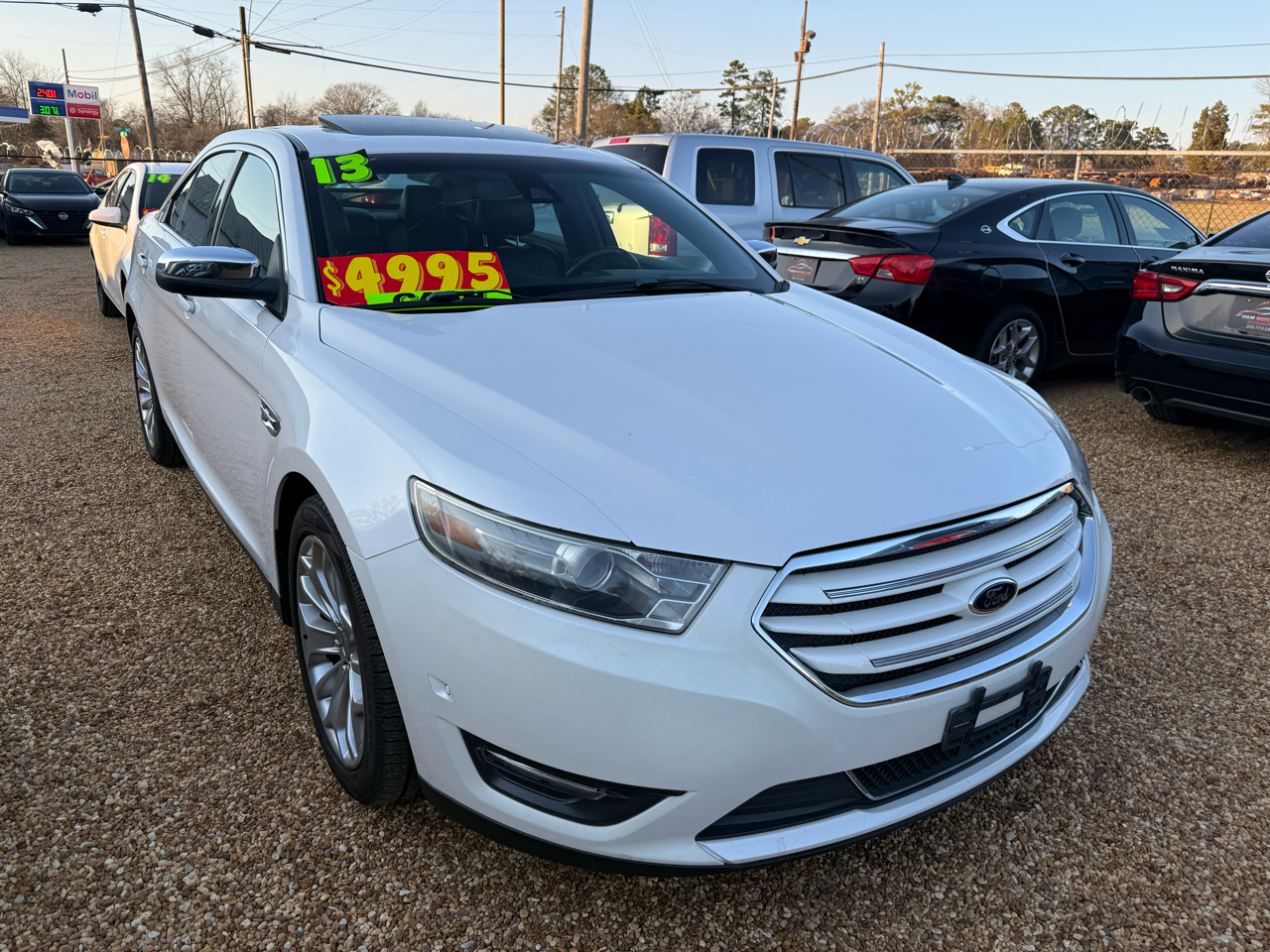 Ford Taurus Limited FWD 2013