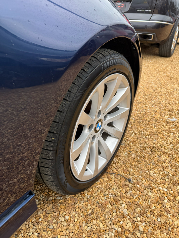 BMW 3-Series 328i SA 2011