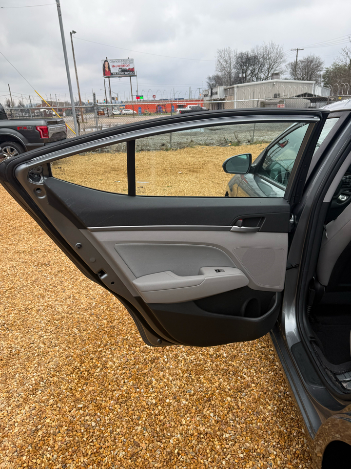 Hyundai Elantra Limited 2017