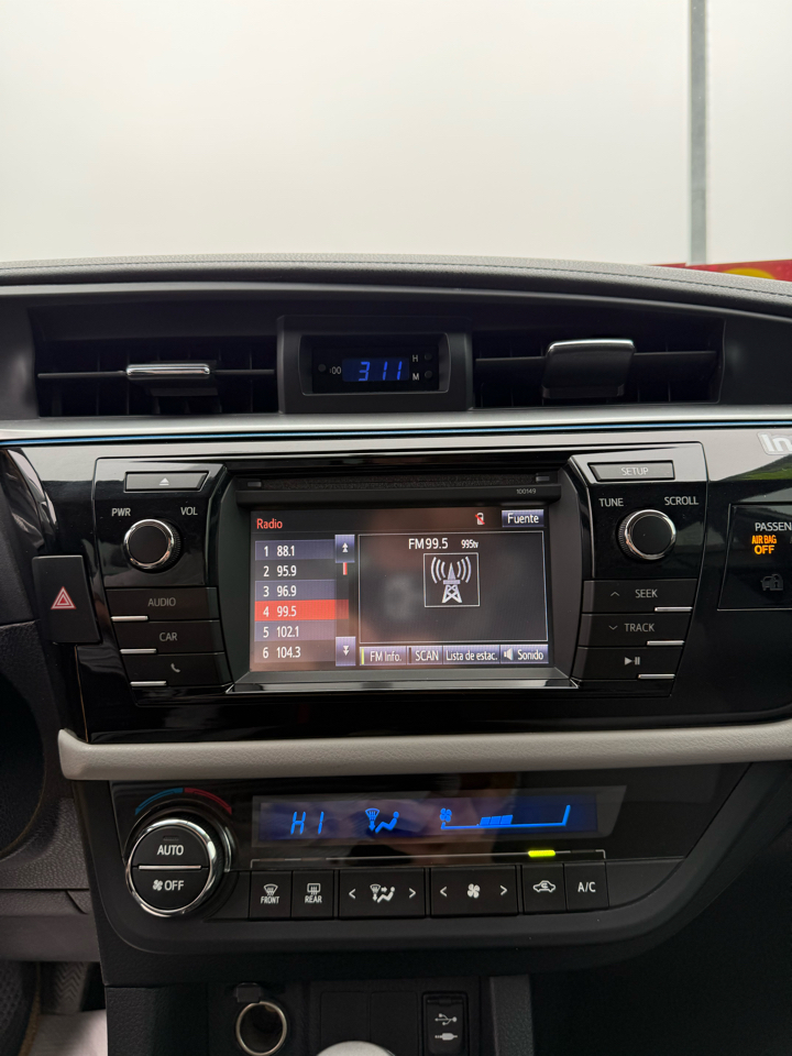 Toyota Corolla S Premium CVT 2014