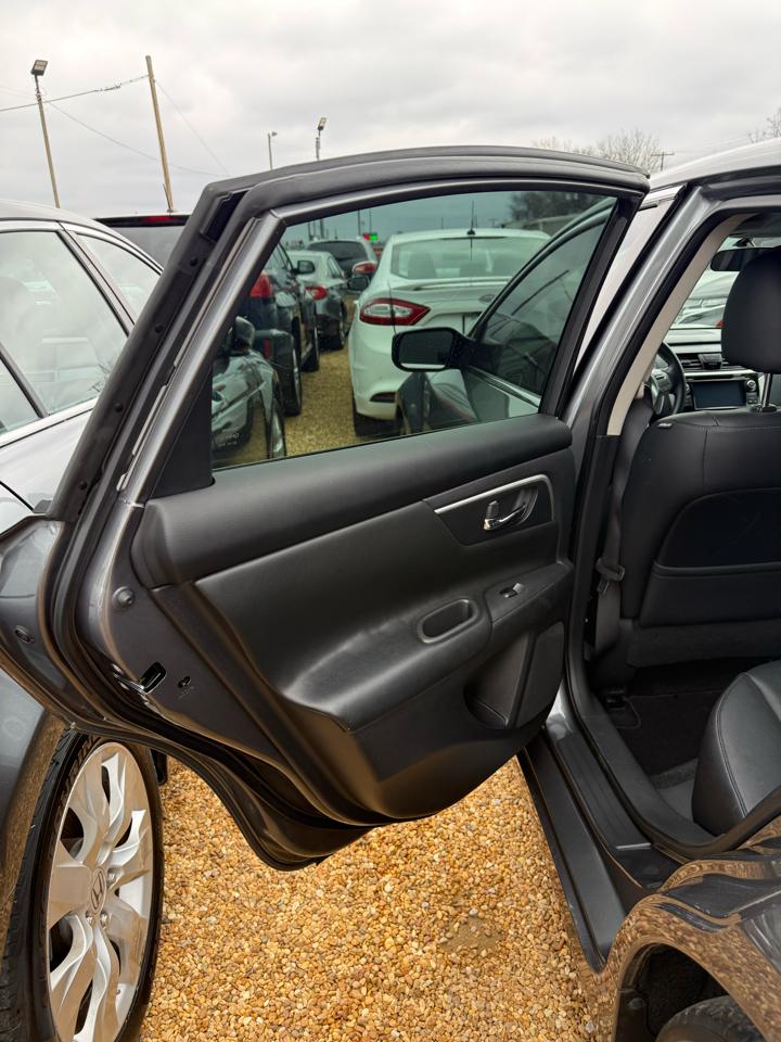 Nissan Altima 2.5 SV 2018