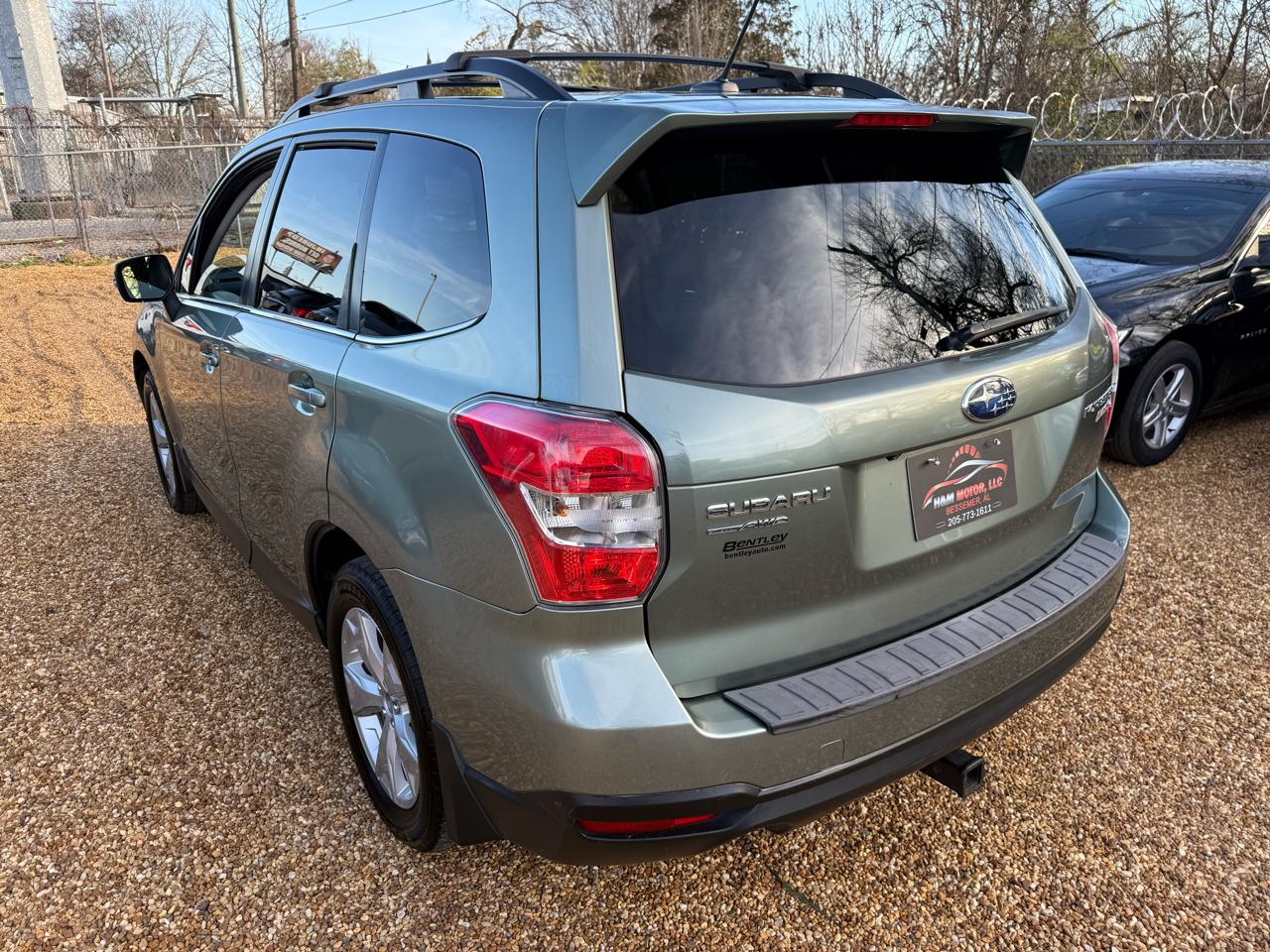 Subaru Forester 2.5i Touring 2014