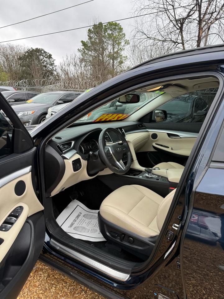 Infiniti QX50 LUXE 2019