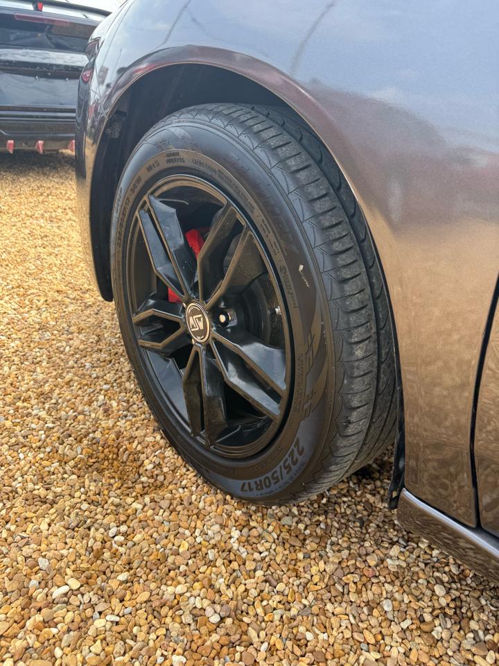 Acura TSX 5-Speed AT with Tech Package 2009