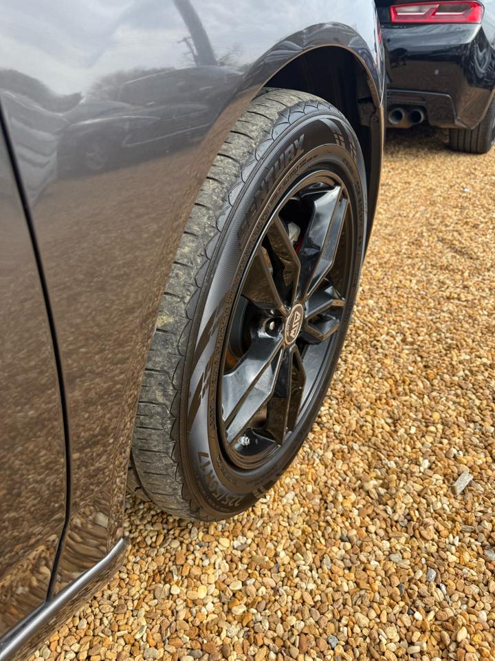 Acura TSX 5-Speed AT with Tech Package 2009