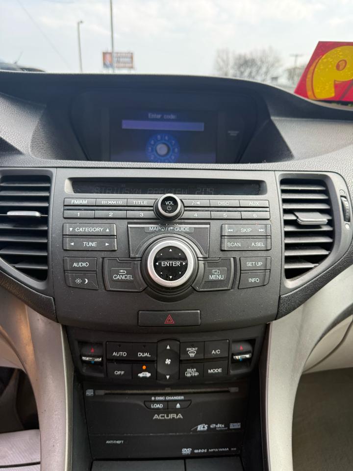 Acura TSX 5-Speed AT with Tech Package 2009