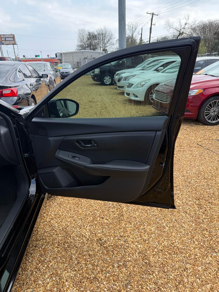 Nissan Sentra S 2025