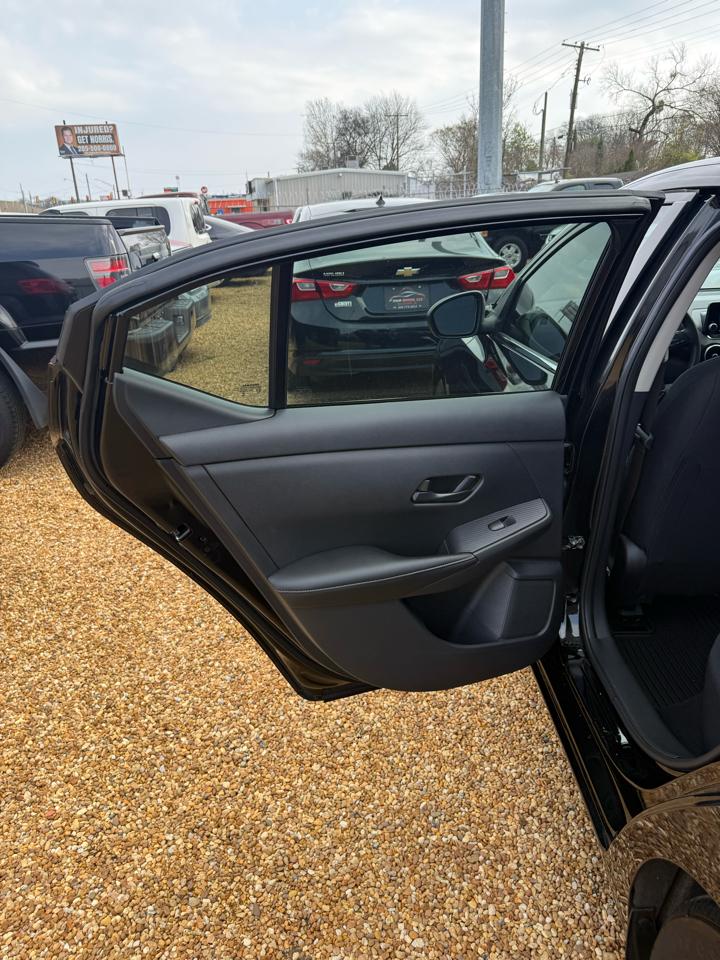 Nissan Sentra S 2025