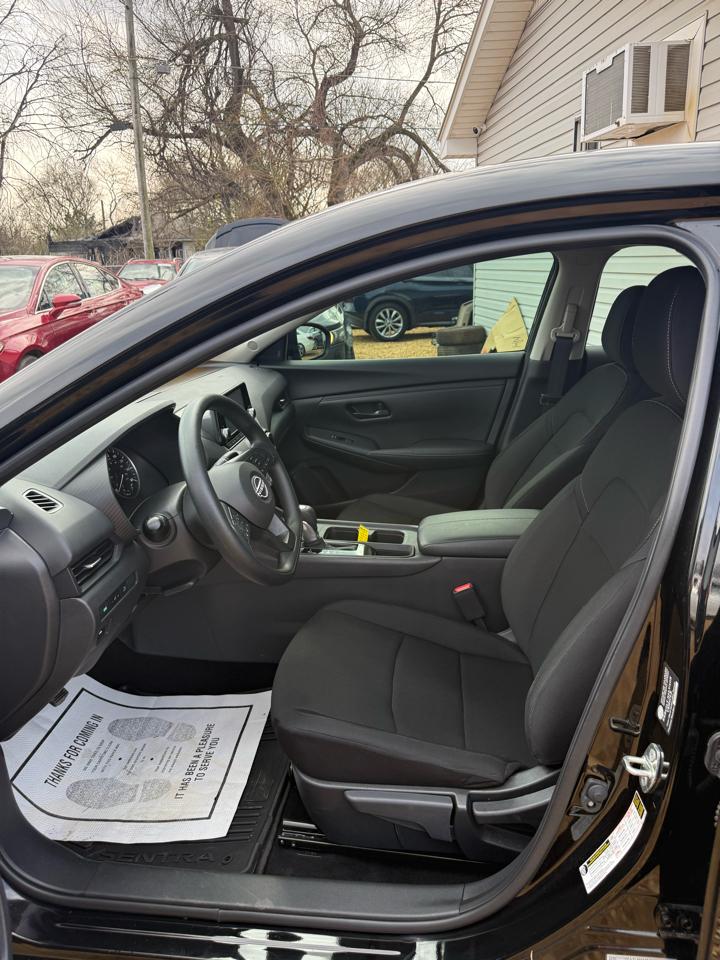 Nissan Sentra S 2025