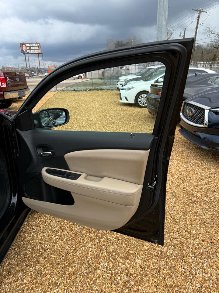 Chrysler 200 Touring 2011