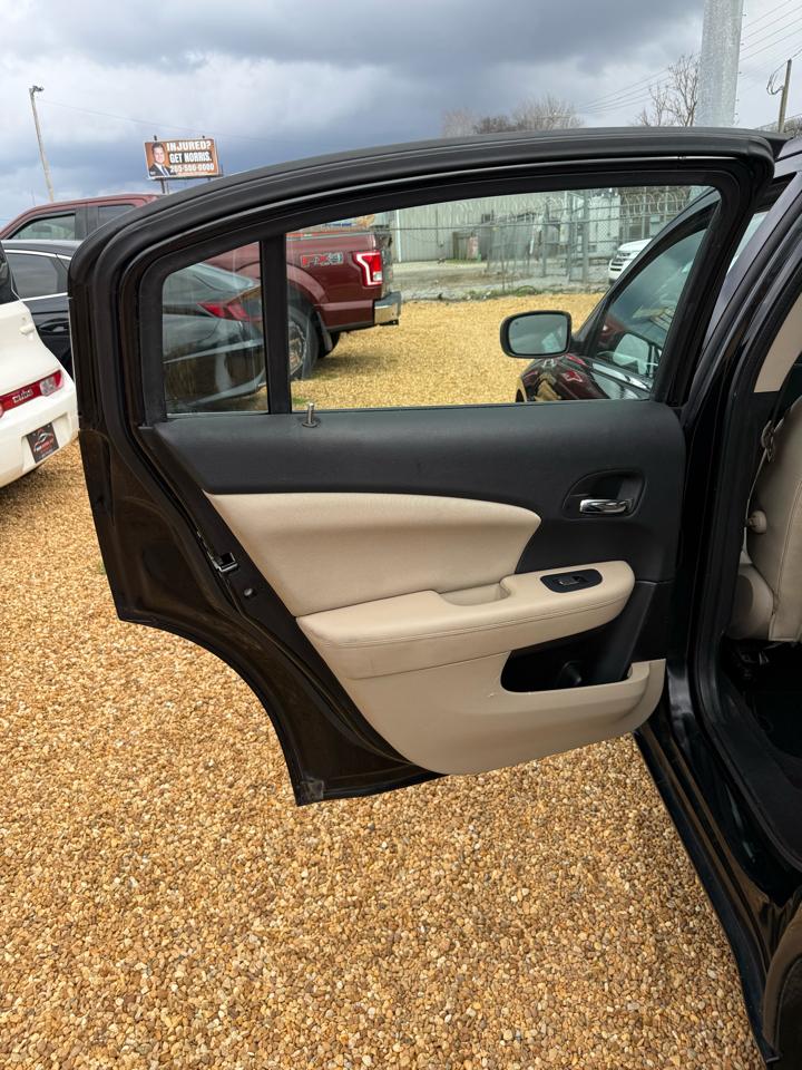 Chrysler 200 Touring 2011