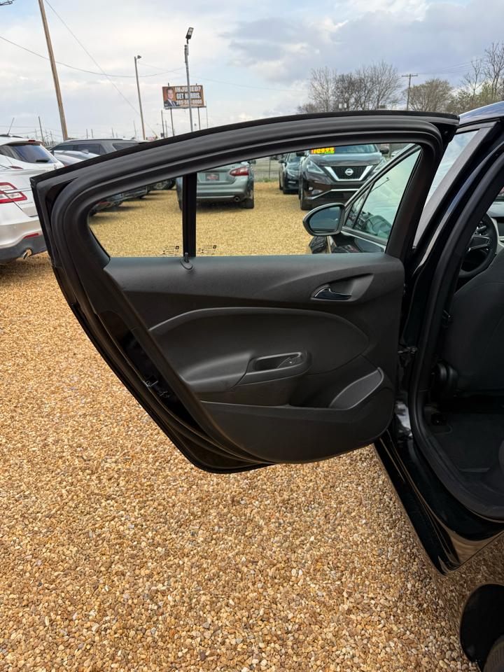 Chevrolet Cruze LS Auto 2018