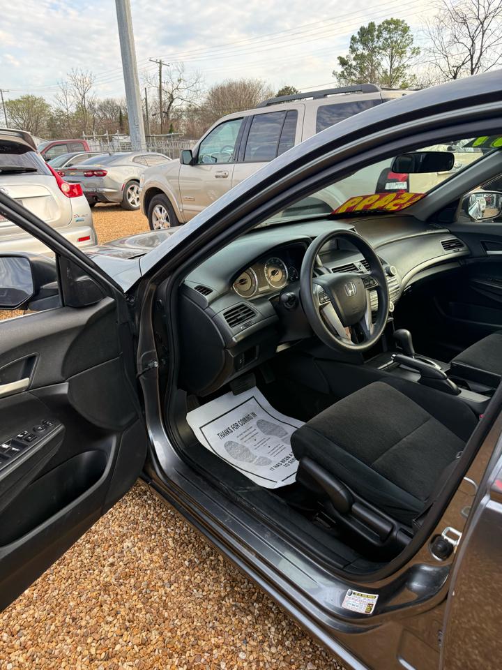 Honda Accord LX sedan AT 2009