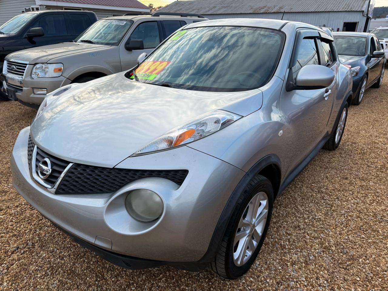 Nissan Juke S AWD 2012