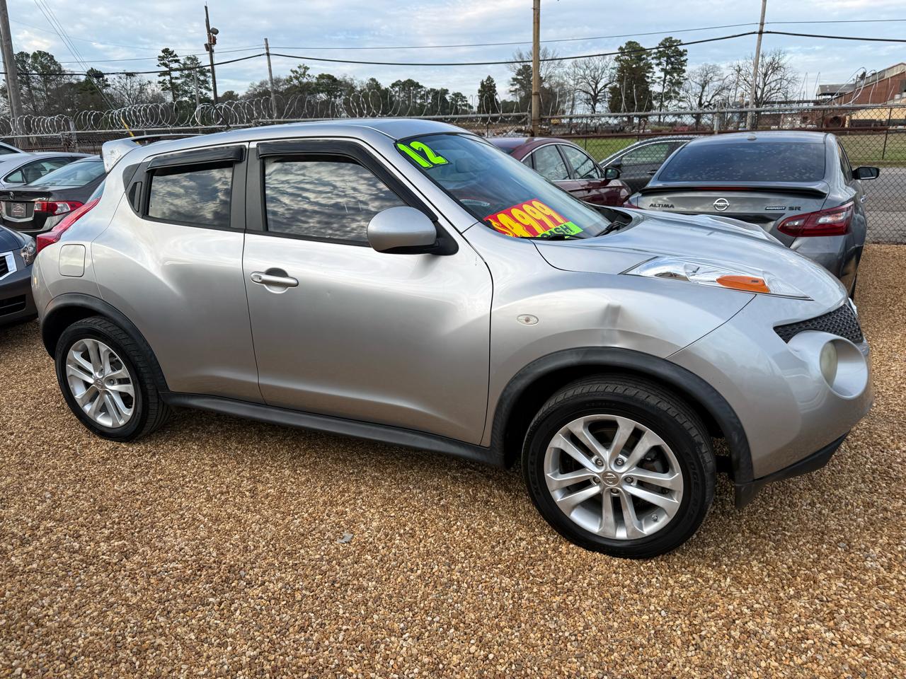 Nissan Juke S AWD 2012