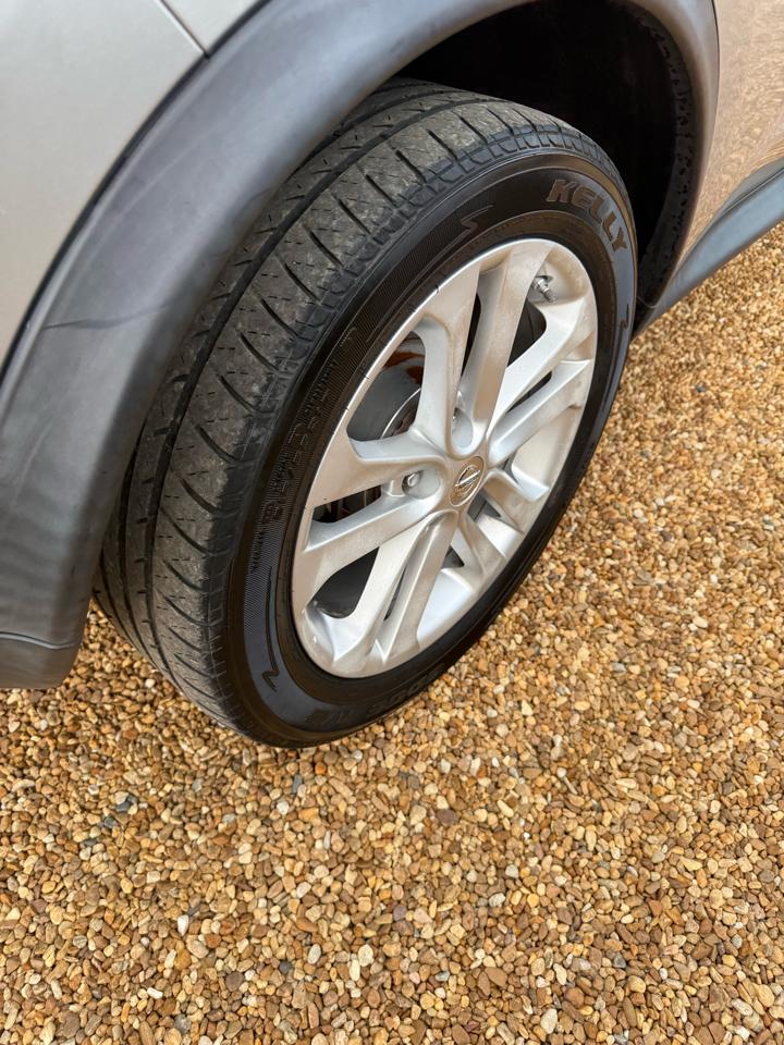 Nissan Juke S AWD 2012