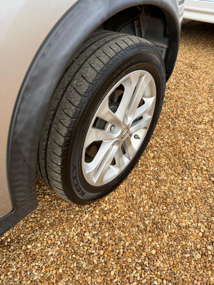 Nissan Juke S AWD 2012