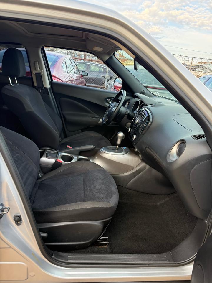 Nissan Juke S AWD 2012