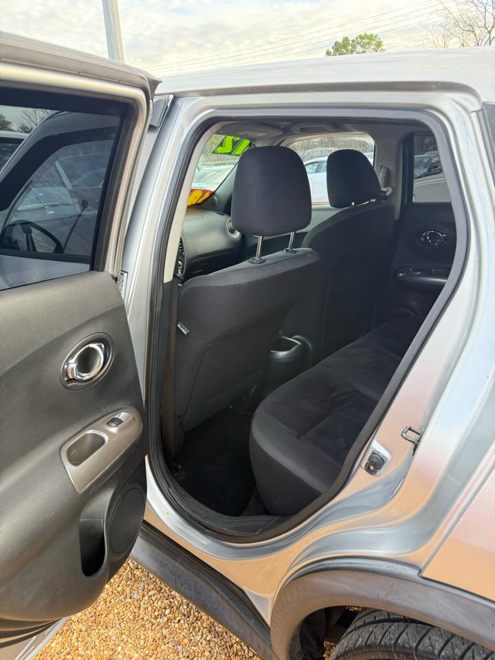 Nissan Juke S AWD 2012