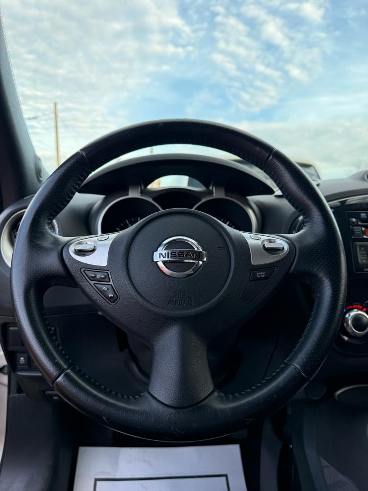Nissan Juke S AWD 2012