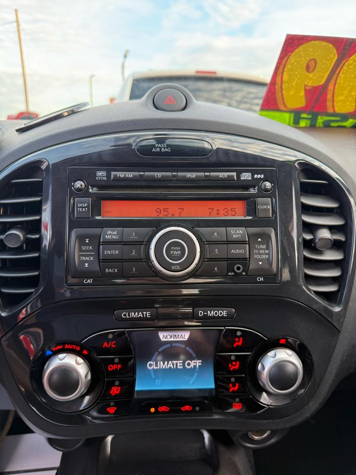 Nissan Juke S AWD 2012