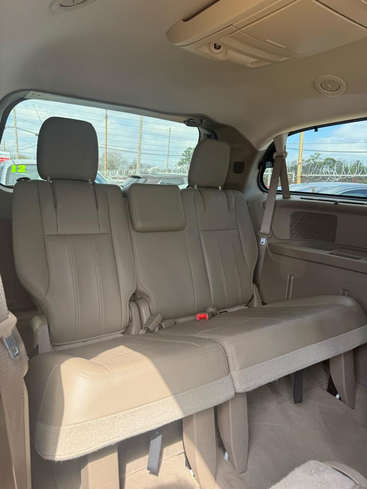 Chrysler Town & Country Touring 2016