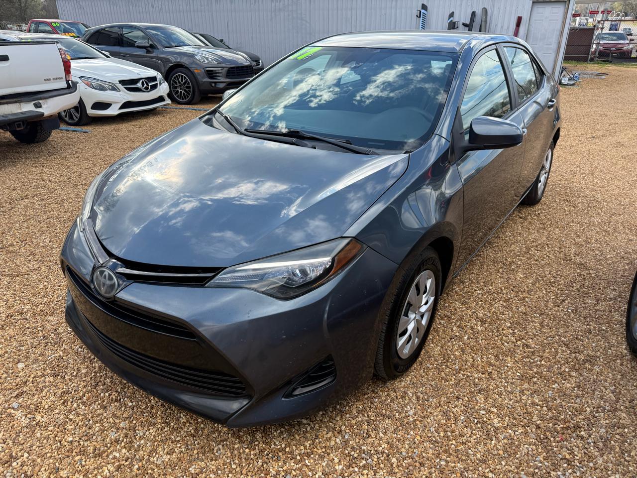 Toyota Corolla LE CVT 2017