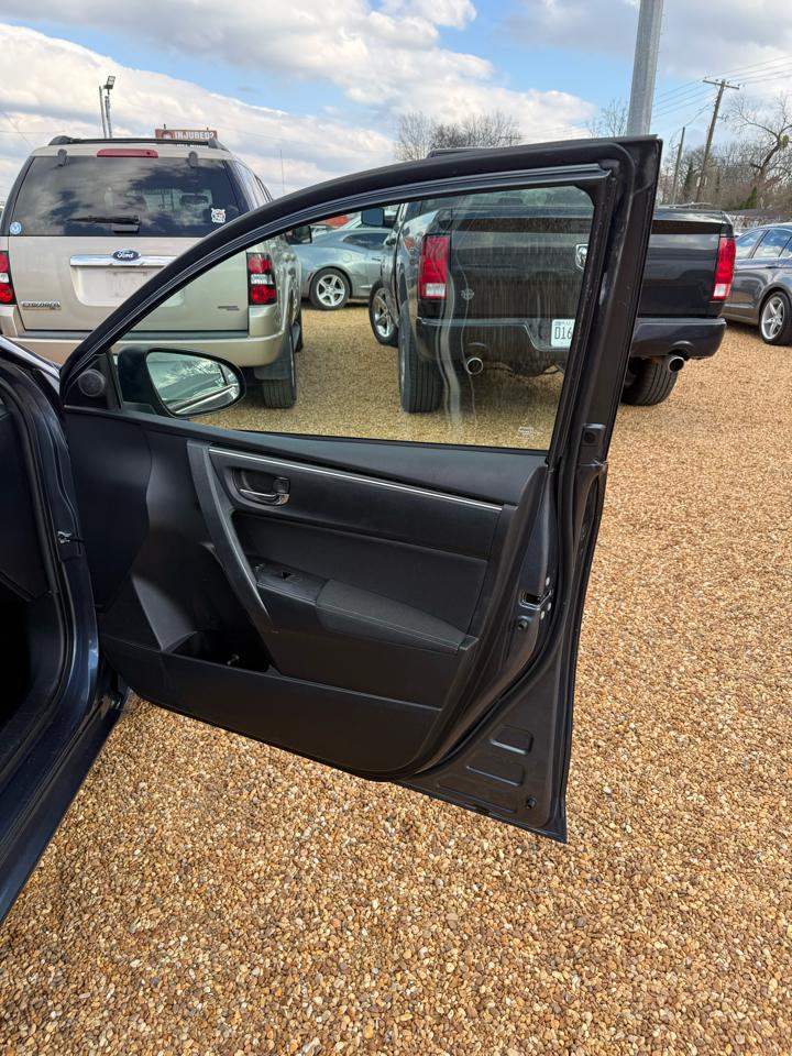 Toyota Corolla LE CVT 2017