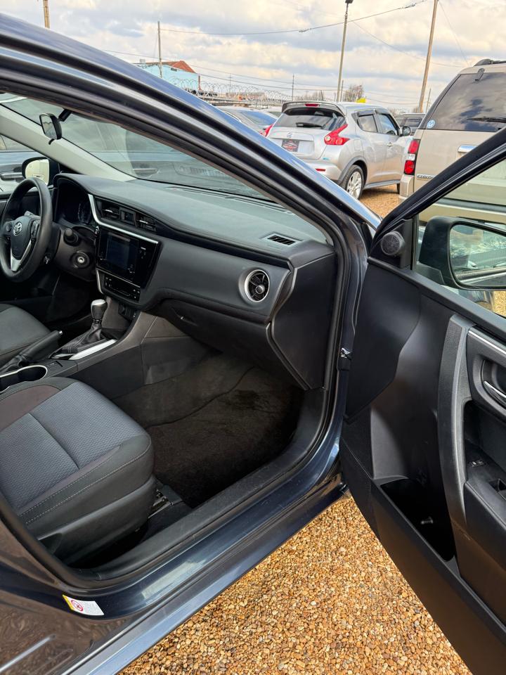 Toyota Corolla LE CVT 2017