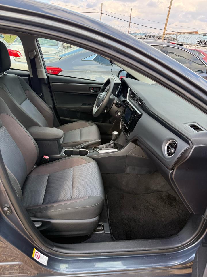 Toyota Corolla LE CVT 2017