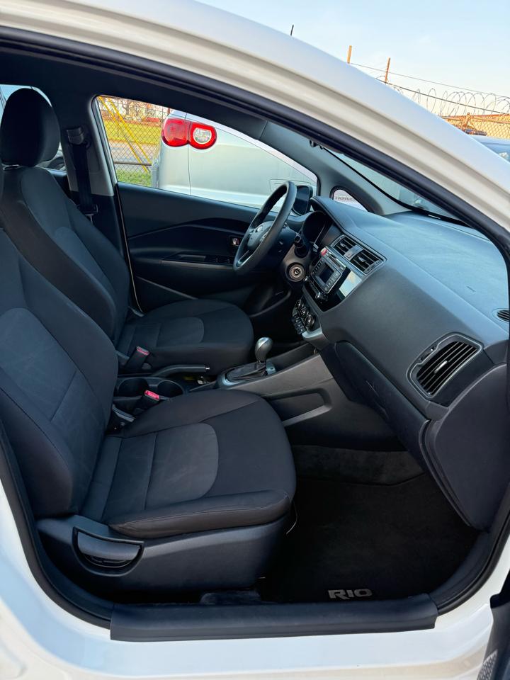Kia Rio LX 6A 2016
