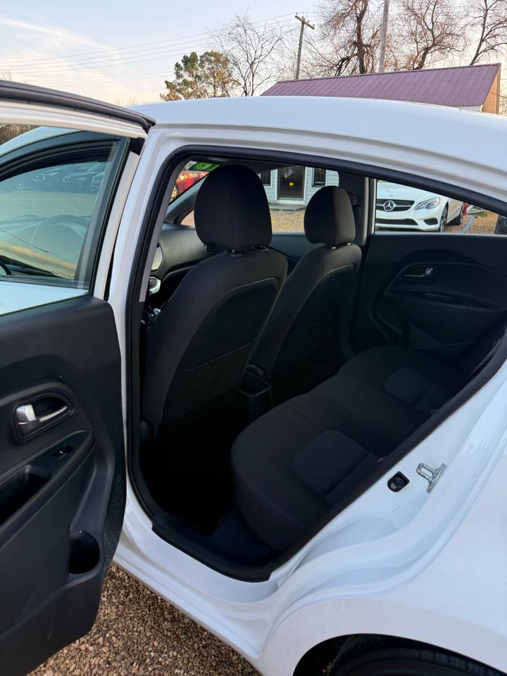 Kia Rio LX 6A 2016