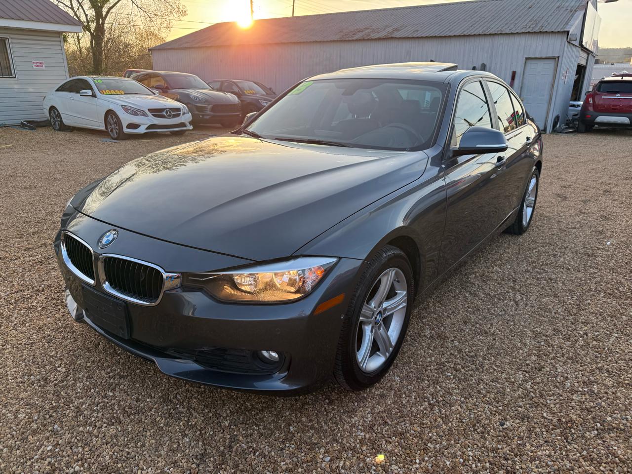 BMW 3-Series 328i Sedan 2013