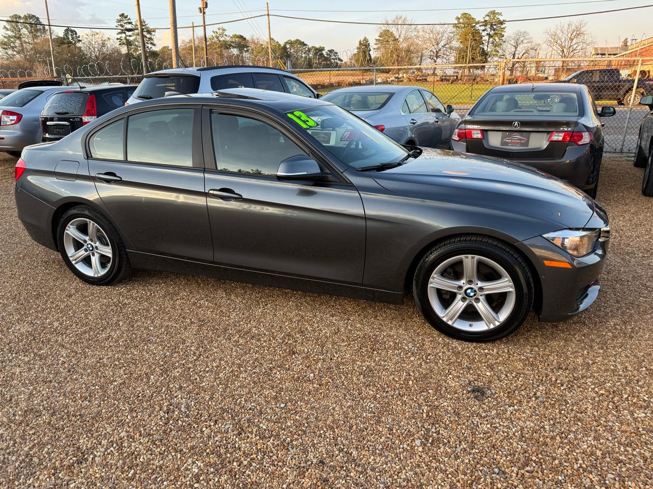 BMW 3-Series 328i Sedan 2013