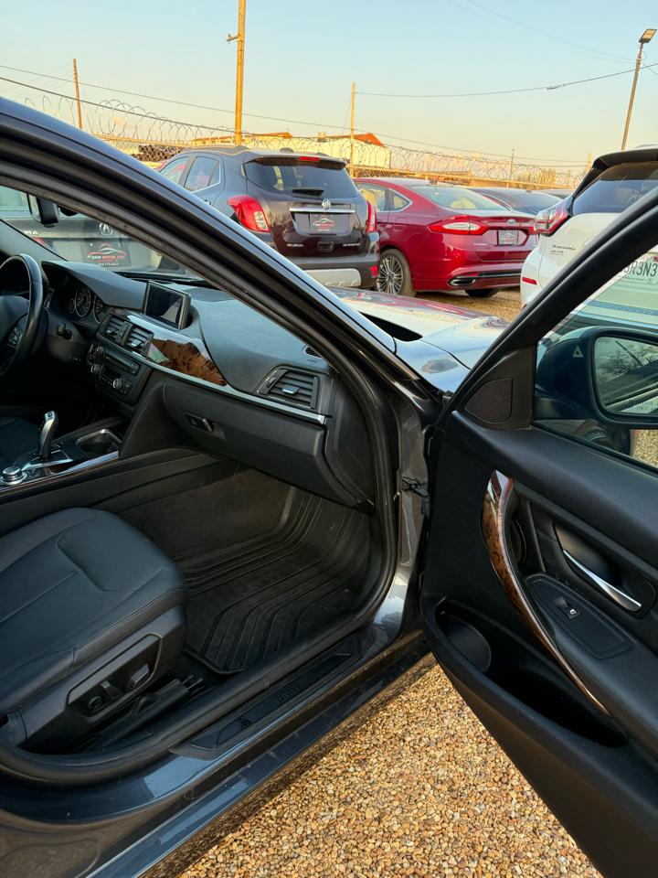 BMW 3-Series 328i Sedan 2013