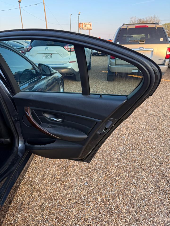 BMW 3-Series 328i Sedan 2013