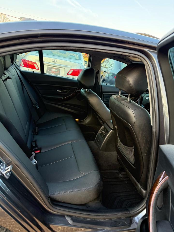 BMW 3-Series 328i Sedan 2013