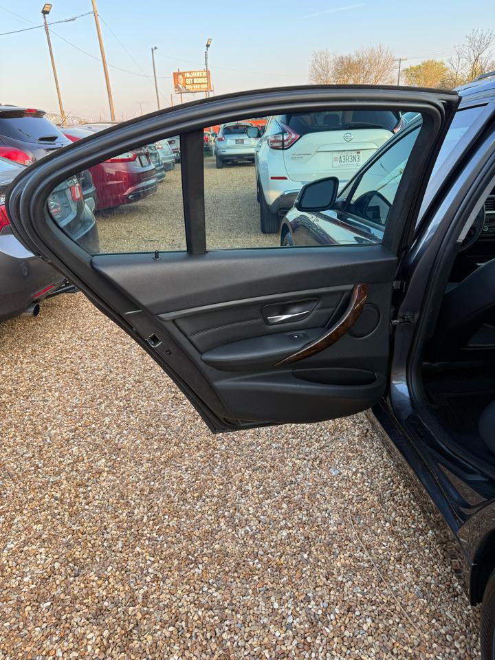 BMW 3-Series 328i Sedan 2013