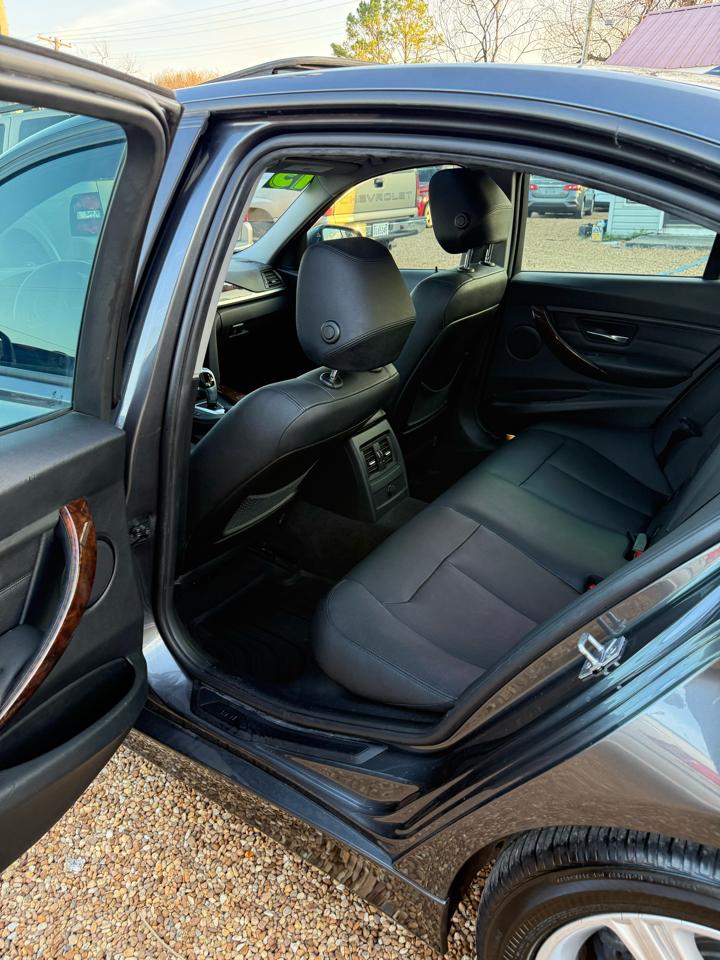 BMW 3-Series 328i Sedan 2013