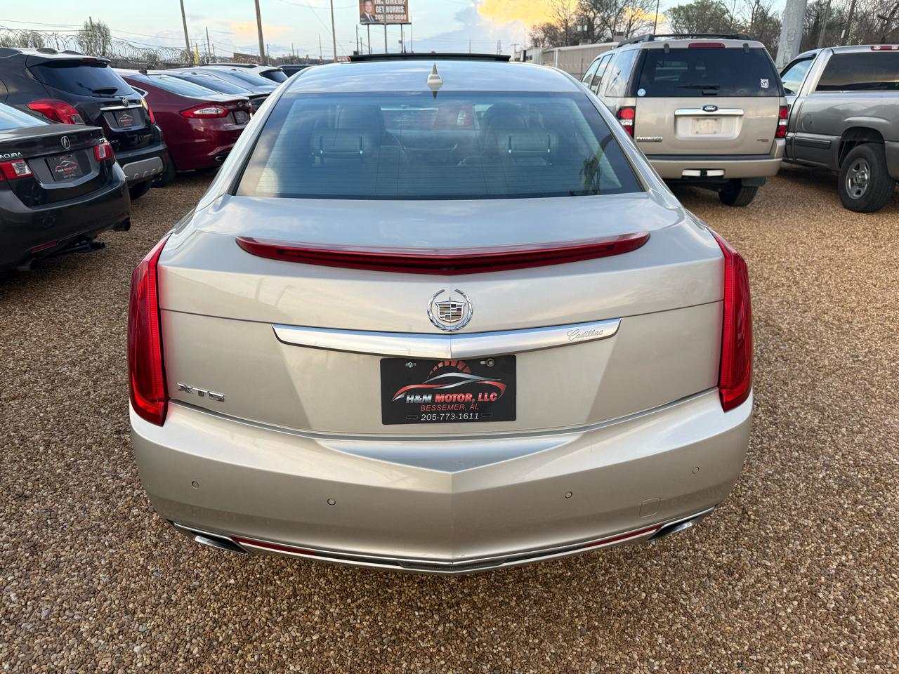 Cadillac XTS Luxury 2013