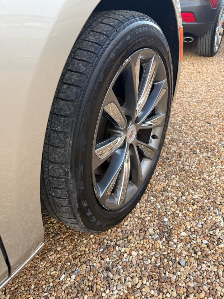 Cadillac XTS Luxury 2013